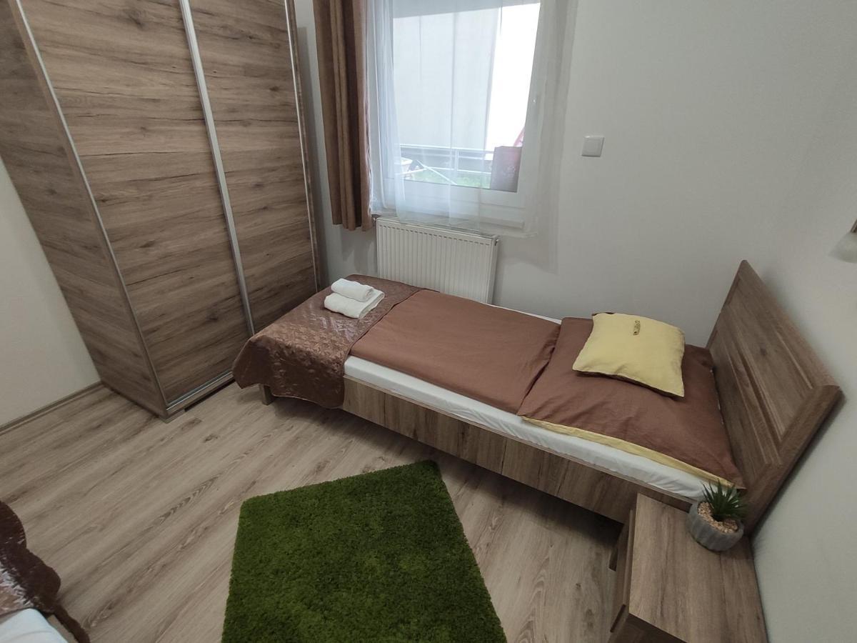 Hatvan Corner Apartments Дебрецен Экстерьер фото