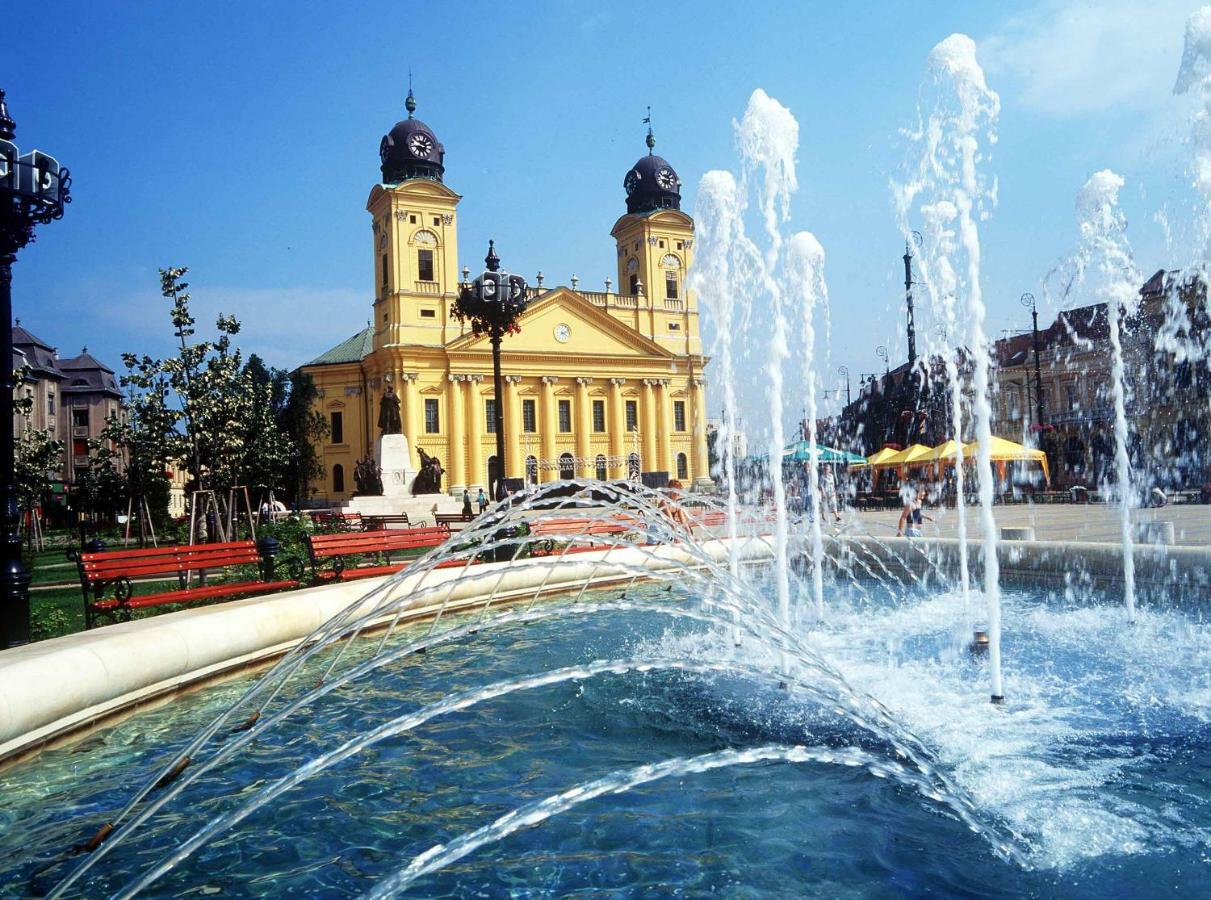 Hatvan Corner Apartments Дебрецен Экстерьер фото